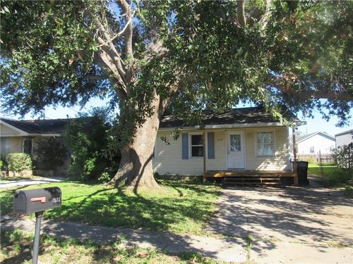 7223 Friscoville Ave, Arabi, LA, 70032-1644 | Card Image