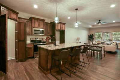 6148 Park Street, Home with 2 bedrooms, 2 bathrooms and null parking in Shawnee KS | Image 3