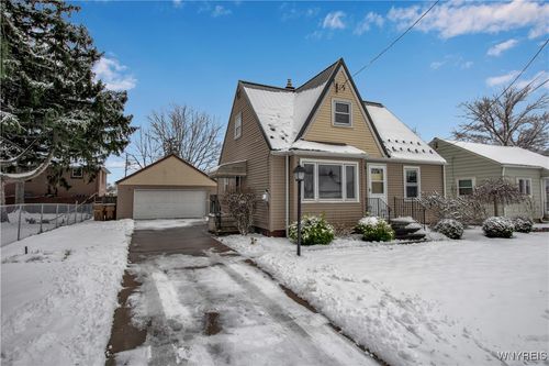 197 Evergreen Pl, Cheektowaga, NY, 14225-3311 | Card Image