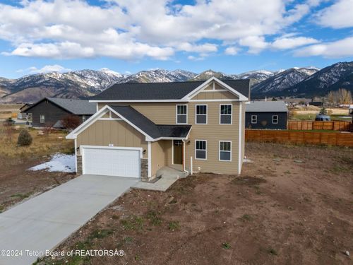 147 Caribou Peak Loop, Etna, WY, 83118-5006 | Card Image