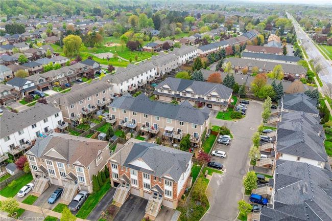 16 Hemlock Way, Townhouse with 2 bedrooms, 2 bathrooms and 3 parking in Grimsby ON | Image 33