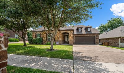 17015 Salado Drive, House other with 4 bedrooms, 2 bathrooms and 2 parking in Woodway TX | Image 2