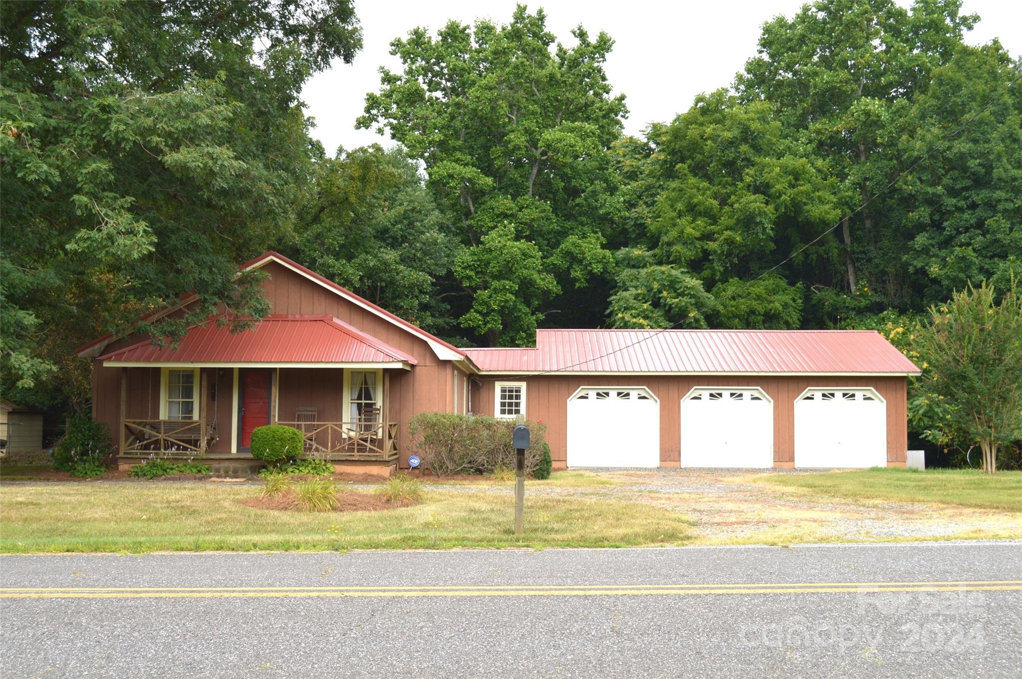Swann Rd, Statesville, NC 28625