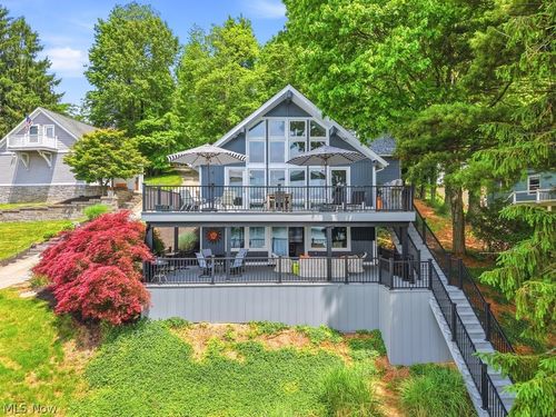 120 Cheyenne Trl, Malvern, OH, 44644-9523 | Card Image
