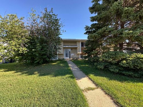 6008 57 Ave, Ponoka, AB, T4J1L2 | Card Image