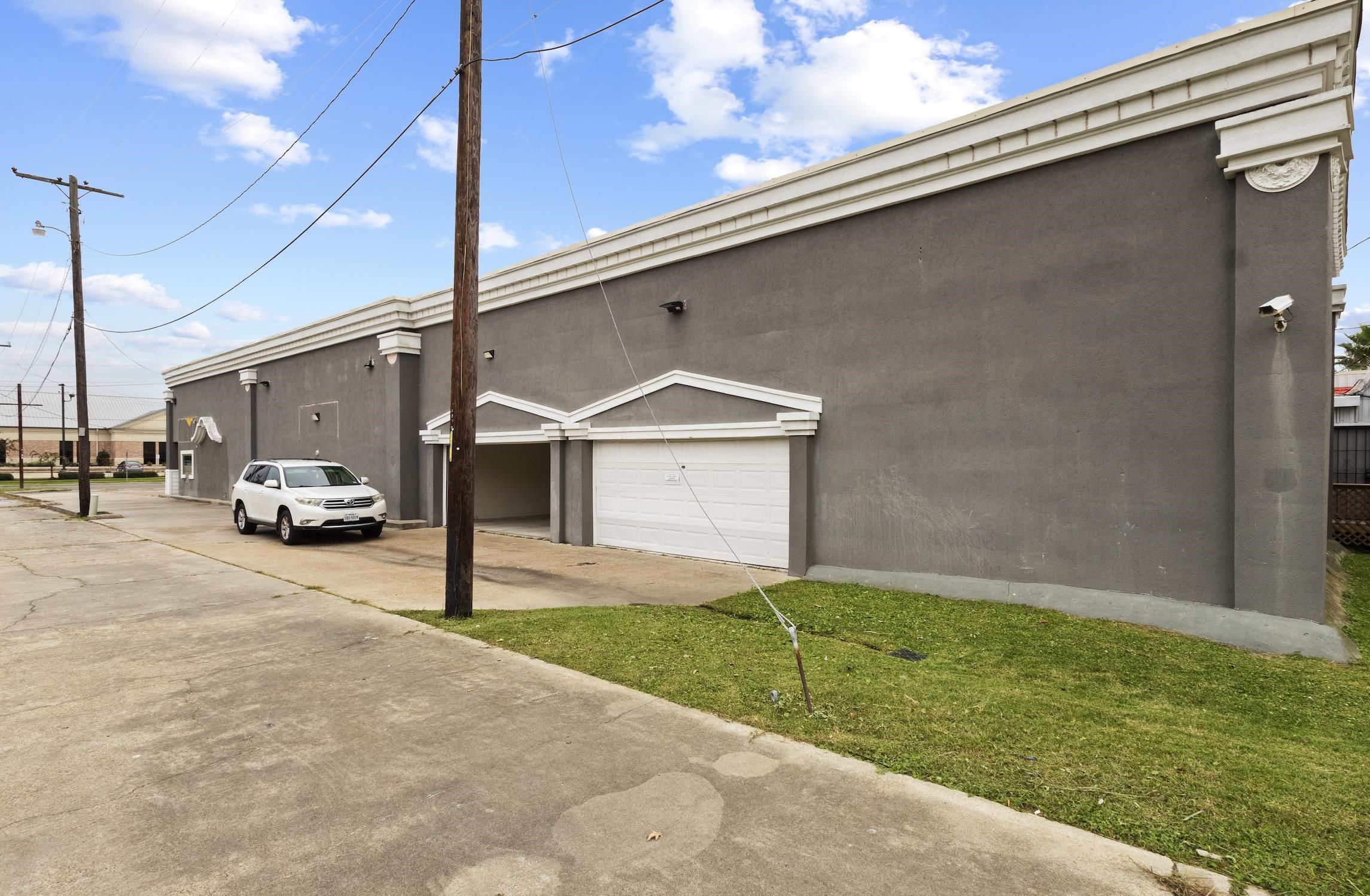 Commercial Lease in Orange 3