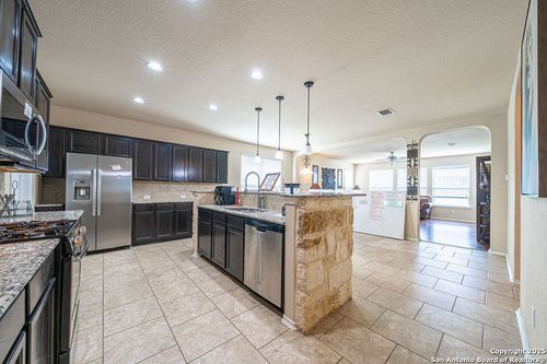 5902 Akin Pl, San Antonio, TX, 78261-2165 | Card Image