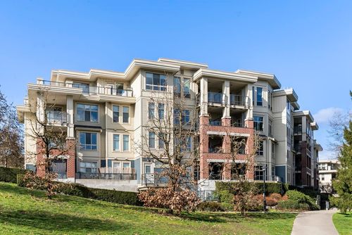 312-245 Ross Dr, New Westminster, BC, V3L0C6 | Card Image