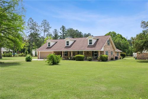 22298 Longleaf Dr, Covington, LA, 70435-0223 | Card Image