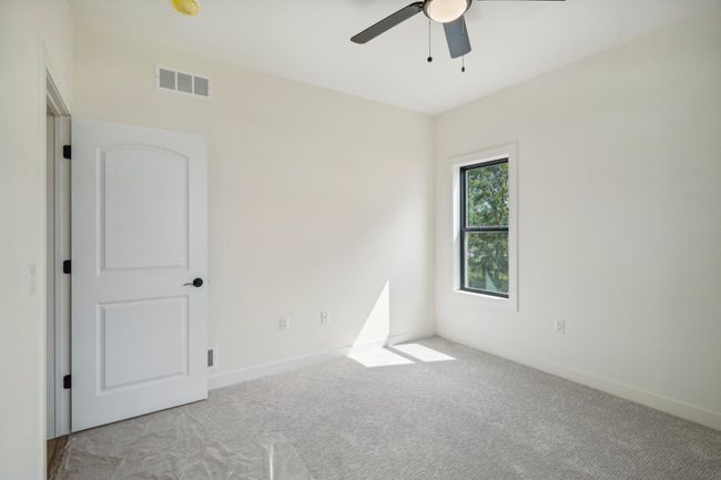 6479 Ridge View Way, Condo with 2 bedrooms, 2 bathrooms and null parking in Deforest WI | Image 32