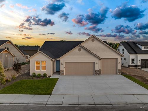 419 Hidden Mill Ct, Middleton, ID, 83644-1196 | Card Image
