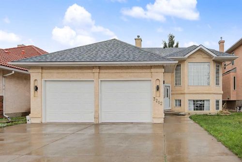 7212 California Blvd Ne, Calgary, AB, T1Y6X5 | Card Image