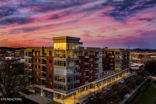 617-333 W Depot Ave, Knoxville, TN, 37917-7556 | Card Image