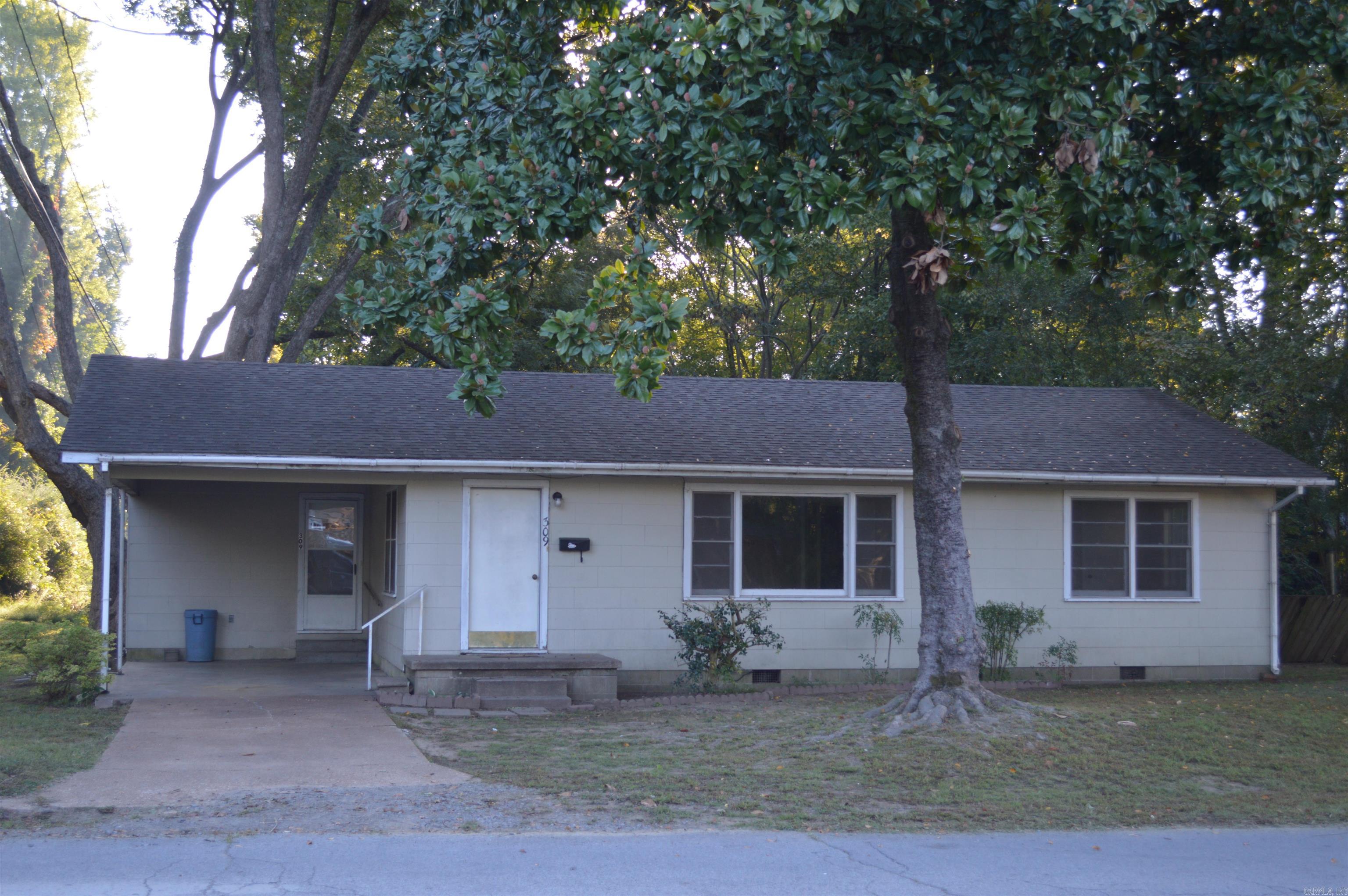 4th St, Heber Springs, AR 72543