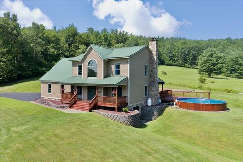 135 Gifford Hill Rd, Oneonta, NY, 13820-3607 | Card Image