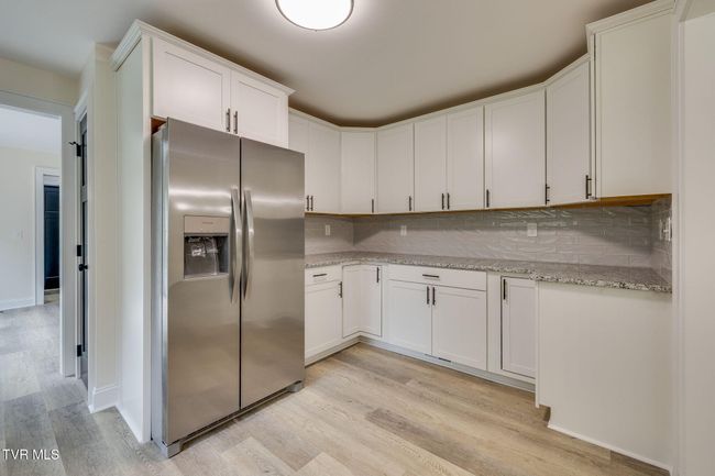 5805 Cochise Trl, House other with 3 bedrooms, 3 bathrooms and null parking in Kingsport TN | Image 14