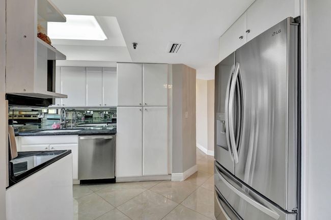 APT-302 - 6372 La Costa Dr, Condo with 3 bedrooms, 3 bathrooms and null parking in Boca Raton FL | Image 9