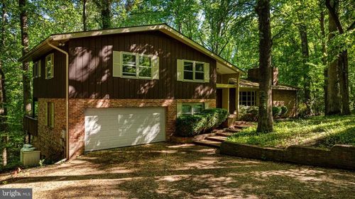 7818 Georgetown Pike, MCLEAN, VA, 22102-1414 | Card Image