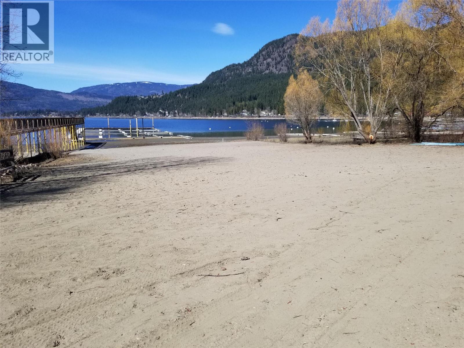 Residential in Blind Bay 4