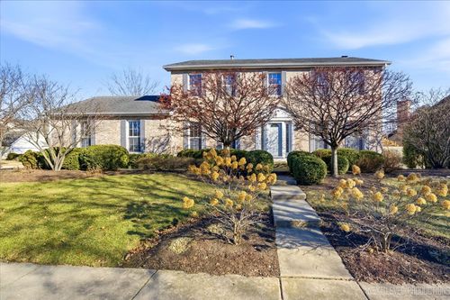 549 Bloomfield Cir, Geneva, IL, 60134-3632 | Card Image