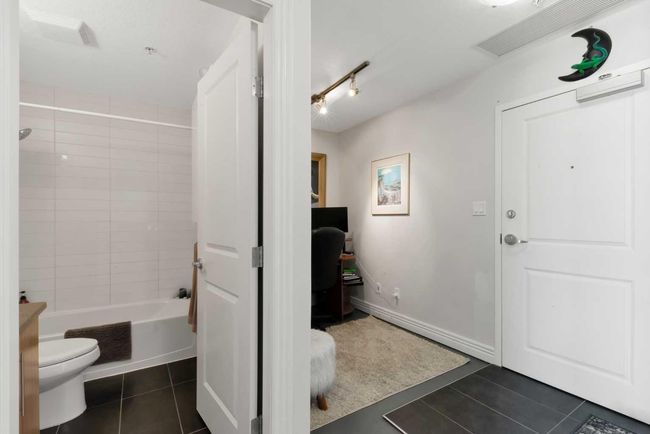 801 - 55 Spruce Pl Sw, Condo with 1 bedrooms, 1 bathrooms and 1 parking in Calgary AB | Image 21