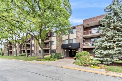 3K - 470 Raintree Court, Condo with 2 bedrooms, 2 bathrooms and 1 parking in Glen Ellyn IL | Image 1