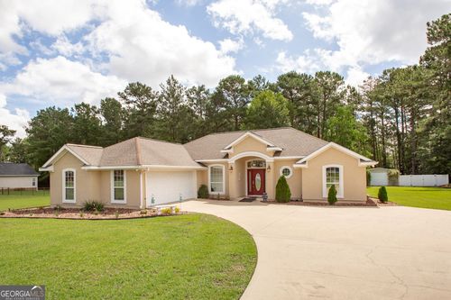2506 Lejuene Rd, Waycross, GA, 31501-7684 | Card Image