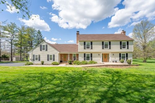 31 Welisewitz Rd, Ringoes, NJ, 08551-1712 | Card Image