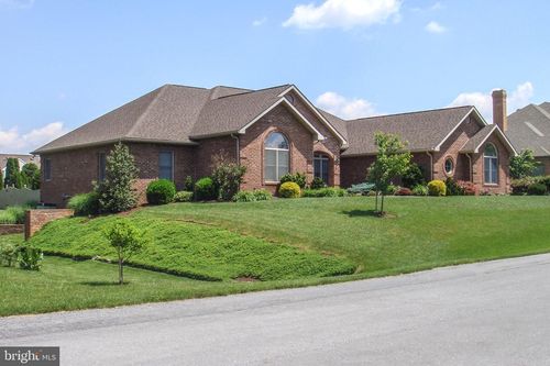 18722 Fountain Ter, HAGERSTOWN, MD, 21742-2607 | Card Image