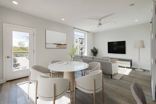 unit-205-1800 E 4th St, Austin, TX, 78702-4461 | Card Image