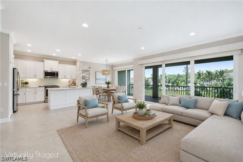 908-6966 Avalon Cir, NAPLES, FL, 34112-7386 | Card Image