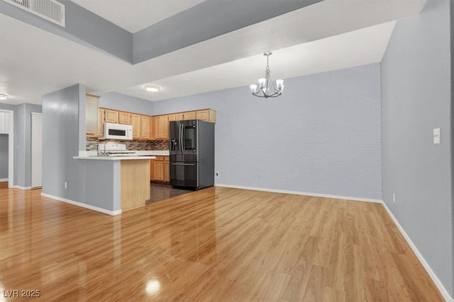 2024 - 5655 E Sahara Ave, Condo with 3 bedrooms, 2 bathrooms and null parking in Las Vegas NV | Image 13
