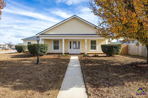 402 Latham Dr, Warner Robins, GA, 31088-2129 | Card Image
