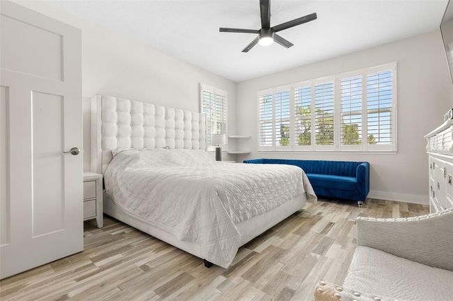 1237 Savona Dr Ne, Townhouse with 4 bedrooms, 3 bathrooms and null parking in St Petersburg FL | Image 19