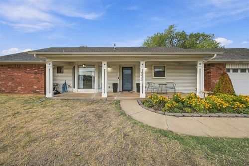 4000 Regatta Rd, Yukon, OK, 73099-3214 | Card Image
