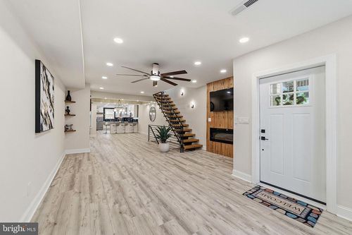 2461 79th Ave, PHILADELPHIA, PA, 19150-1413 | Card Image