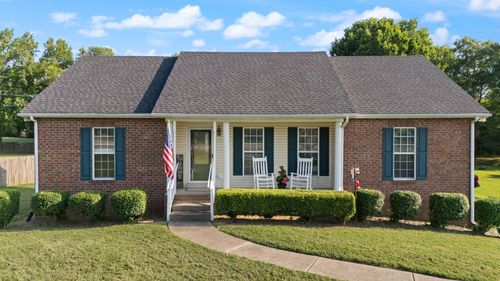 909 College St, Portland, TN, 37148-2151 | Card Image