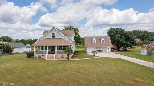 204 Fentress Dr, Knotts Island, NC, 27950-9647 | Card Image