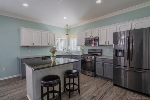 36556 Orchard Lake Dr, New Baltimore, MI, 48047-5550 | Card Image