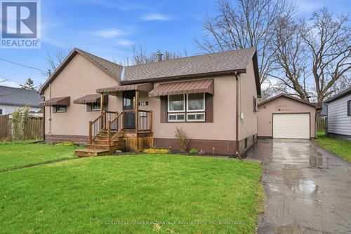166 Crowland Avenue, Welland (Lincoln/Crowland), ON, L3B1X3 | Card Image