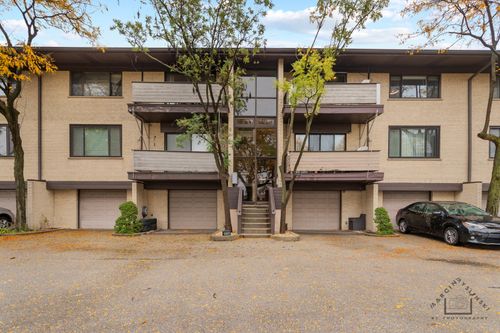 apt-c-1710 Dempster St, Park Ridge, IL, 60068-1082 | Card Image