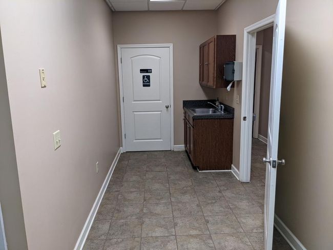 3971 Inner Perimeter Rd, Home with 0 bedrooms, 1 bathrooms and 28 parking in Valdosta GA | Image 12
