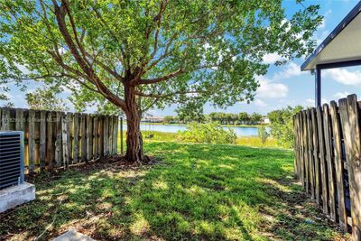 2403 Se 14th St, Townhouse with 4 bedrooms, 3 bathrooms and null parking in Homestead FL | Image 3