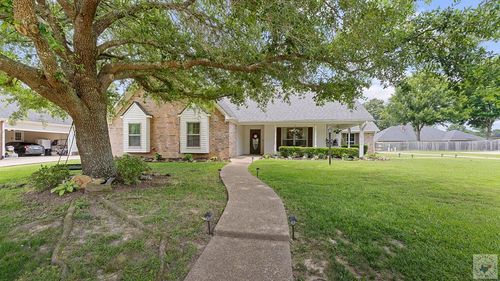 7001 Forest Oak Dr, Texarkana, AR, 71854-8234 | Card Image