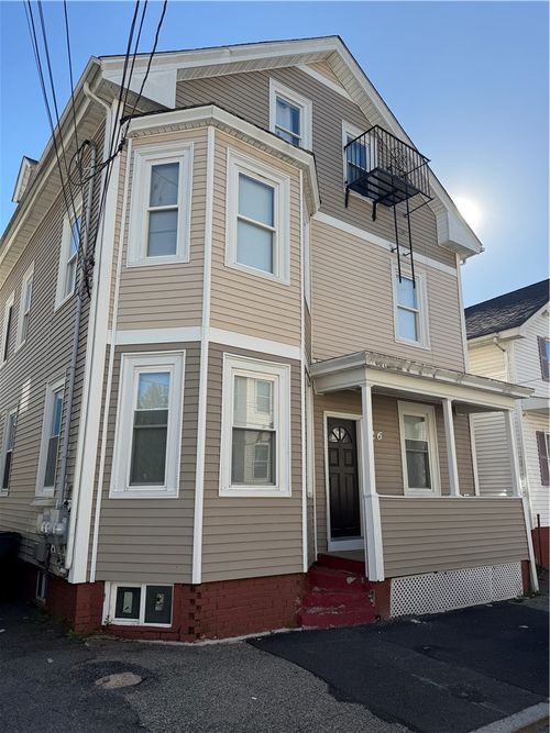 26 Greeley St, Providence, RI, 02904-7837 | Card Image