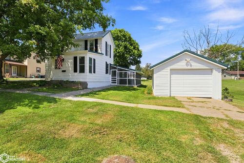 516 Lincoln St, Ainsworth, IA, 52201-9455 | Card Image