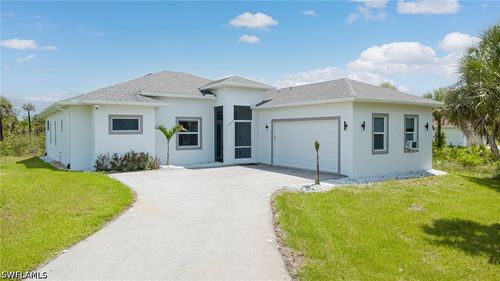 2662 36th Ave Se, NAPLES, FL, 34117-8881 | Card Image