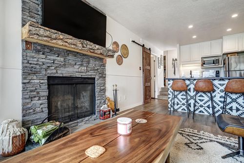 a1-53 Vail Ave, Angel Fire, NM, 87710-8278 | Card Image