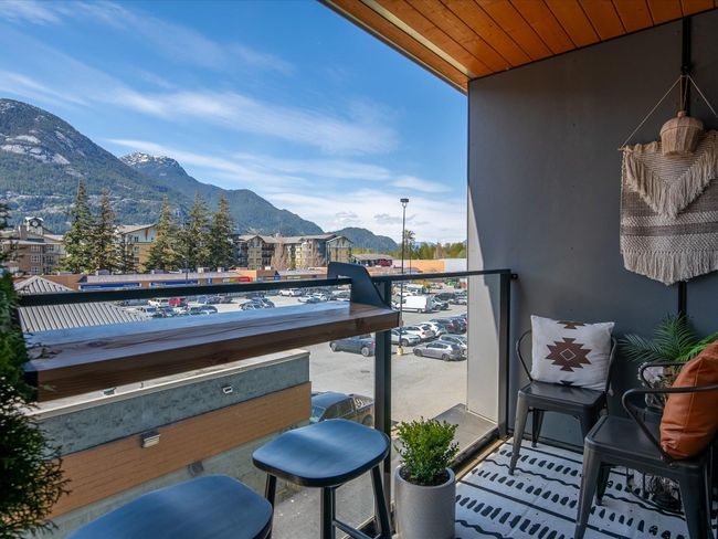204 - 1365 Pemberton Avenue, Condo with 1 bedrooms, 1 bathrooms and 1 parking in Squamish BC | Image 6