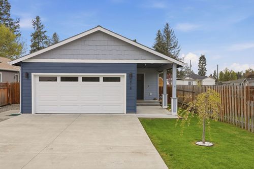 418 E 4th St, Deer Park, WA, 99006-8545 | Card Image